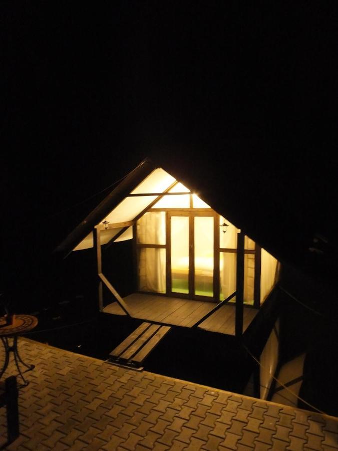 Camping Zanzibara Ķekava エクステリア 写真